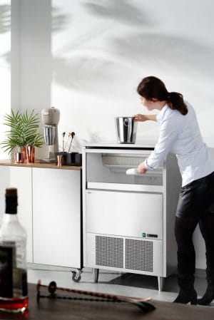 Isbitmaskin, Arktic, 220V/900W, 730x600x(H)1136mm Isbit 2