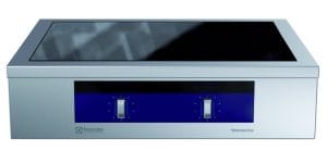 Koketopp med induksjon. 4 soner. Betjent fra 2 sider. 400 V Kok- & Stek