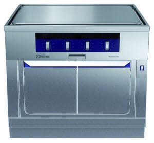 Kokebord med ecotop 4 soner på Varmeskap. Betjent fra 2 sider. Høyde 700mm eks.sokkel. 400 V Kok- & Stek