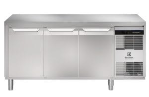 Kjølebenk Ecostore HP 3 dører. -2+10°C, Høyre kompressor, Glatt topp, 440 ltr, 230v Kjøl og frys