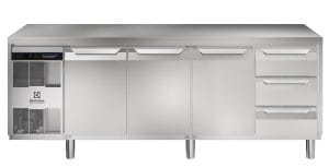 Kjølebenk Ecostore HP 3 dører, 3 x 1/3 skuffer. -2+10°C, Glatt topp, 590 ltr, 230v Kjøl og frys