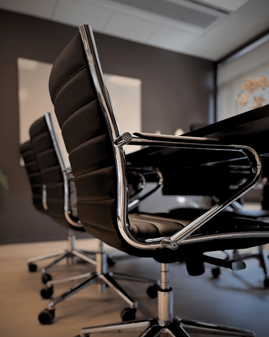 Etain kontor kontorstol møterom innredning interiør møbler