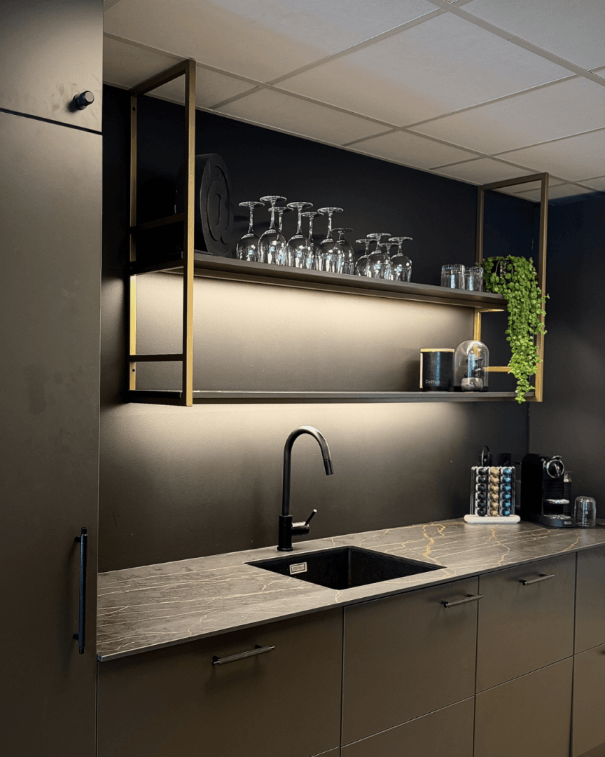 Etain kjøkken hylle vask