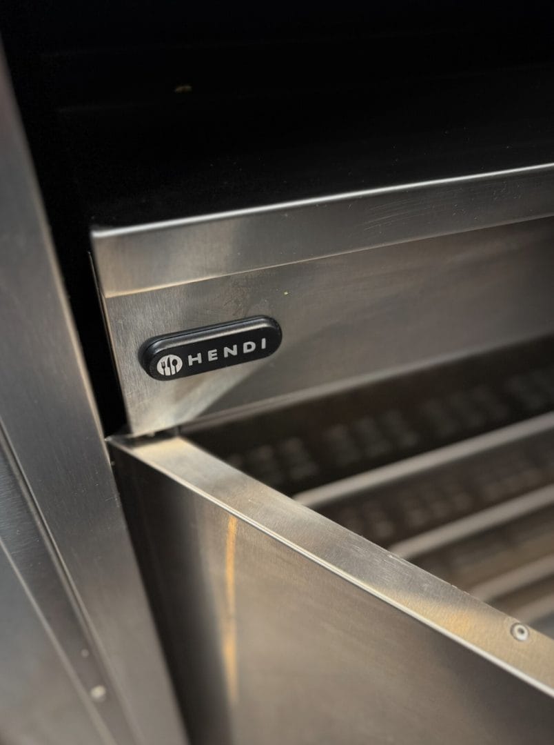 Grenseløs Restaurant storkjøkkenutstyr hendi varmeskap