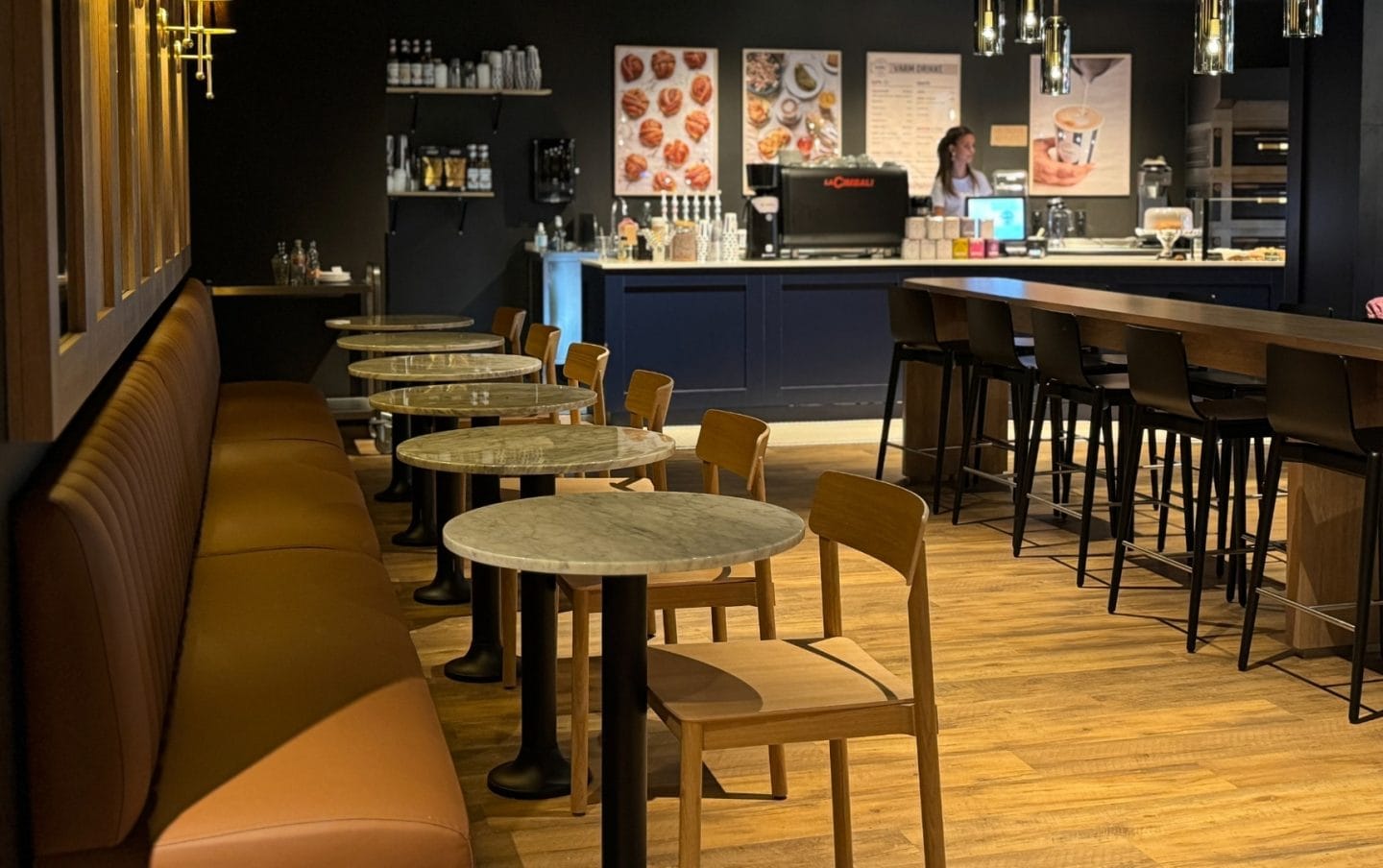 kanel steinovns bakeri 9 utsikt fra modulsofa til utsalg og disk