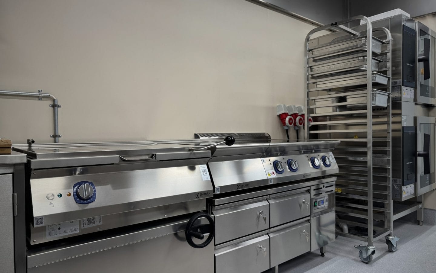 Wernergården kantine innredning interiør og storkjøkken koketopp electrolux professional