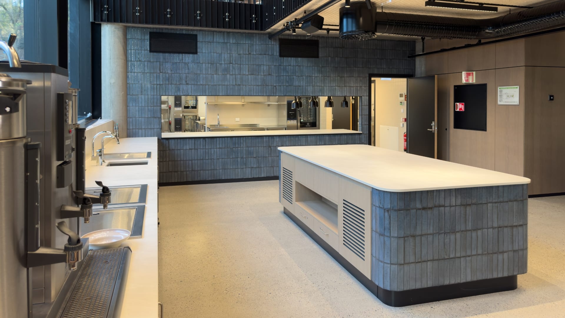OCCL Radiumhospitalet kantine 1 etasje kjøkkenøy og serveringsstasjon
