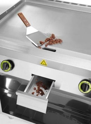 Flatgrill gulvmodell, gass, slett topp, 2 varmesoner, hver med 3 brennere, total effekt: 10 kW, 10 kW, 800x700x(H)900mm Flatgrill 2