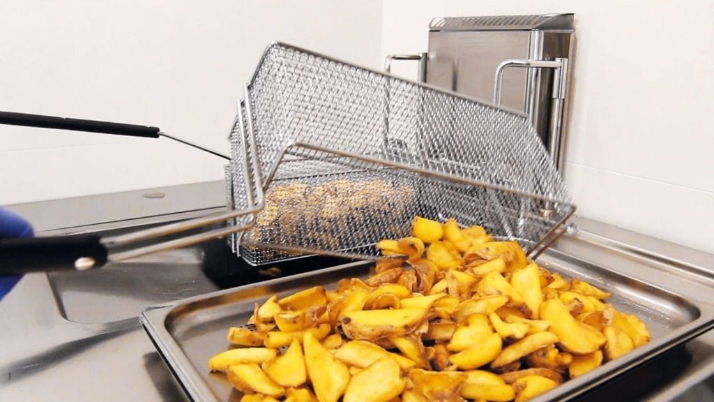 electrolux professional frityrkoker med stekte poteter