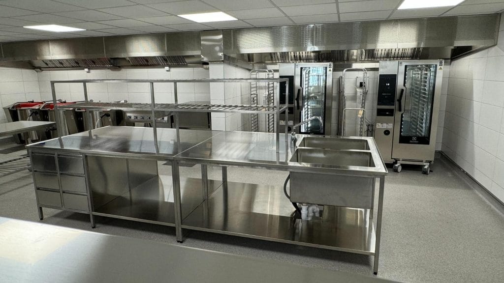 gode arbeisforhold ved sykehjem og kommunale storkjøkken