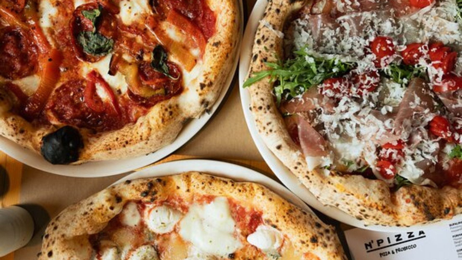 tre ulike napolitanske pizza