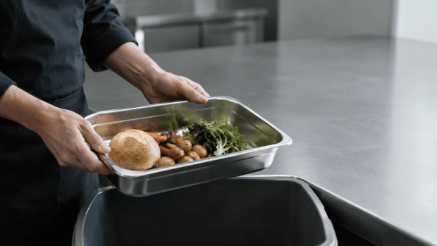 Ny matsvinnlov: Hva betyr den for restaurant, hotell og kantine?