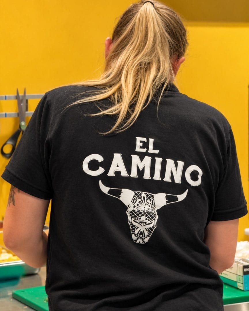 rygg på ansatt ved el camino